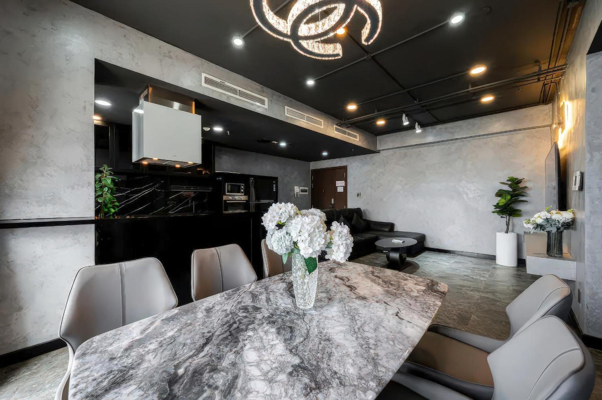 The Rivergate Apartments & Condo Saigon Хошимін Номер фото